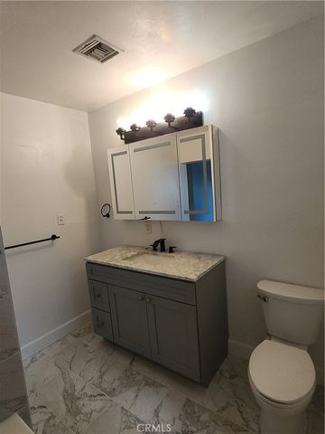 858 S Riverside, Rialto, CA 92376
