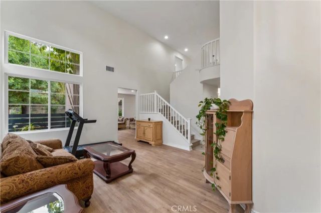 26023 Salinger, Stevenson Ranch, CA 91381