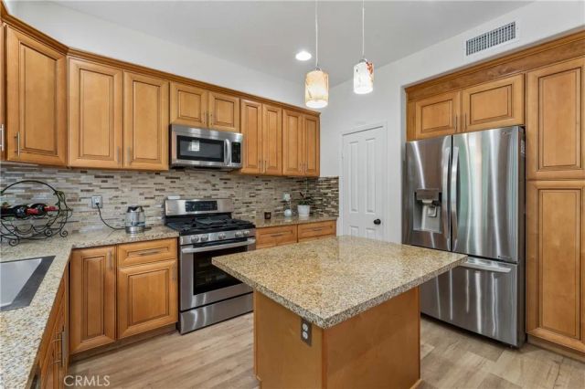 26023 Salinger, Stevenson Ranch, CA 91381