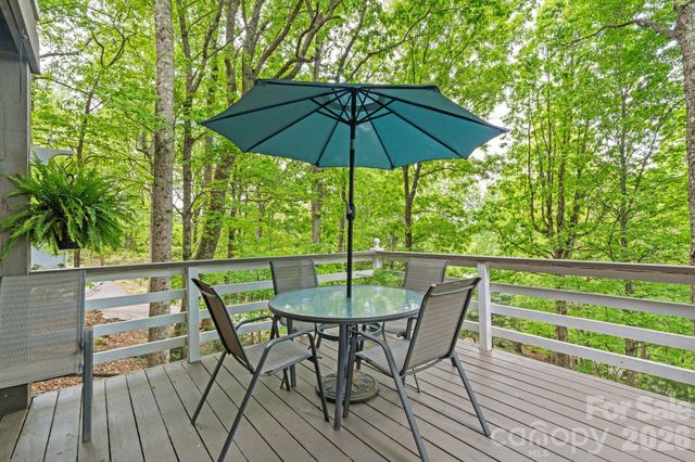 58 Sourwood Drive, Mills River, NC 28759