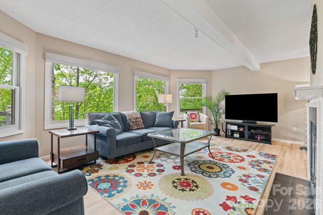58 Sourwood Drive, Mills River, NC 28759