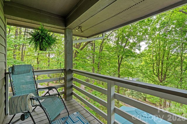 58 Sourwood Drive, Mills River, NC 28759