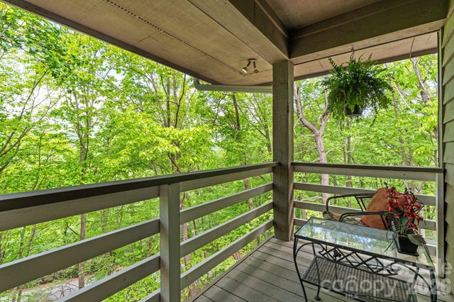 58 Sourwood Drive, Mills River, NC 28759