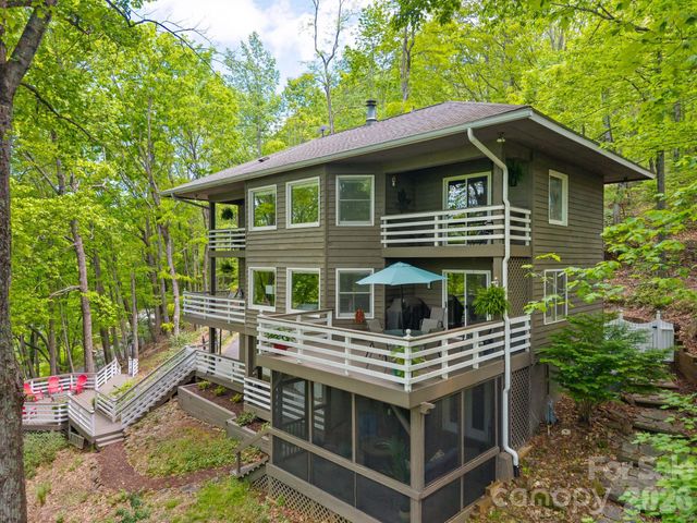 58 Sourwood Drive, Mills River, NC 28759
