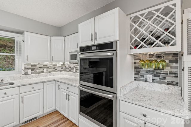 58 Sourwood Drive, Mills River, NC 28759
