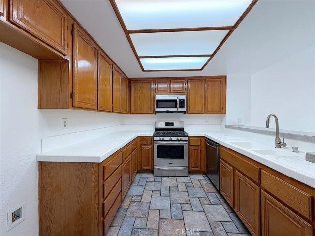 1548 Vallecito, Pomona, CA 91768