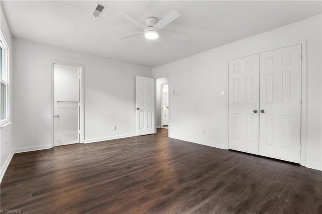 2400 Cottage Place, Greensboro, NC 27455