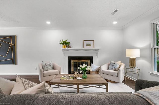 2400 Cottage Place, Greensboro, NC 27455
