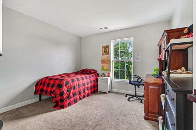 628 Turfrider Court, Walton, KY 41094