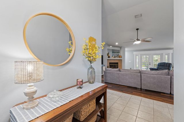 2381 Tumbleweed Drive, Navarre, FL 32566