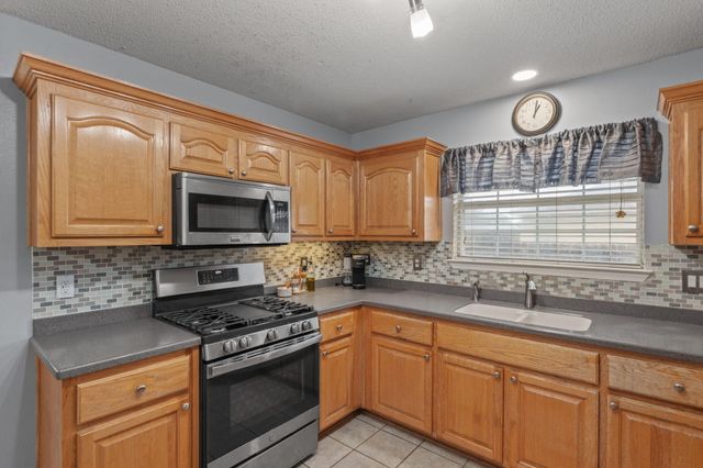 2381 Tumbleweed Drive, Navarre, FL 32566