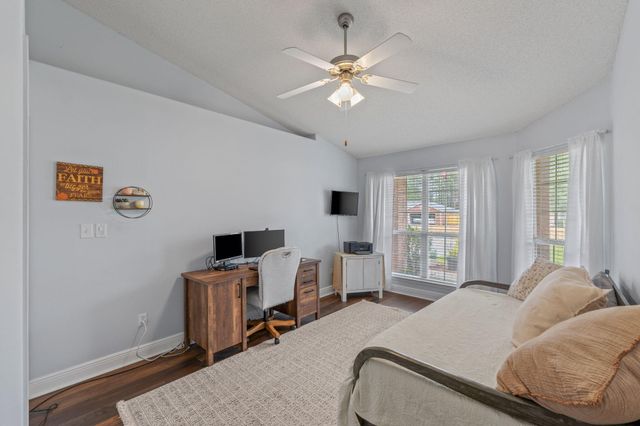 2381 Tumbleweed Drive, Navarre, FL 32566