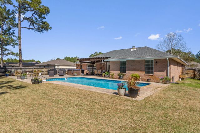 2381 Tumbleweed Drive, Navarre, FL 32566