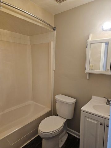 1319 19th St Apt C, Chesapeake, VA 23324