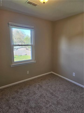 1319 19th St Apt C, Chesapeake, VA 23324