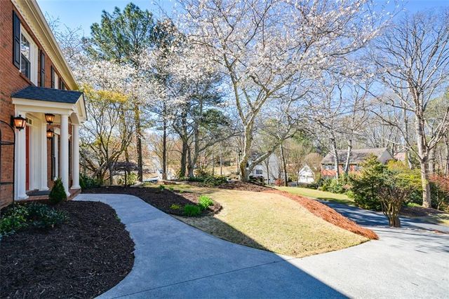 1463 Wood Thrush Way, Marietta, GA 30062