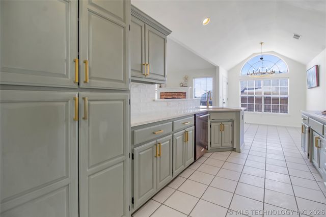 9909 N 118th East Avenue, Owasso, OK 74055