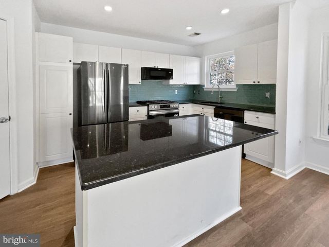 4544 SUPERIOR SQ, Fairfax, VA 22033