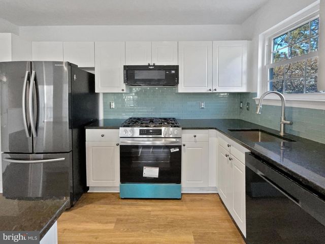 4544 SUPERIOR SQ, Fairfax, VA 22033