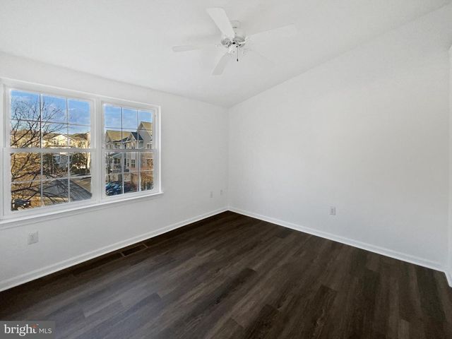 4544 SUPERIOR SQ, Fairfax, VA 22033