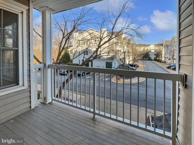 4544 SUPERIOR SQ, Fairfax, VA 22033