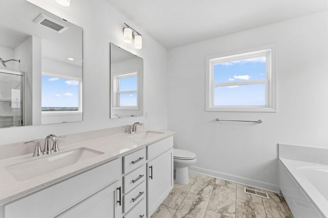 20300 Geneva Trail, Lakeville, MN 55044