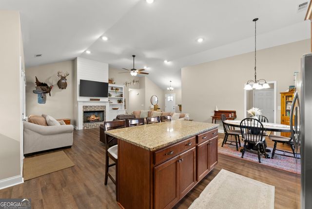 60 Burts Crossing Drrive, Dawsonville, GA 30534