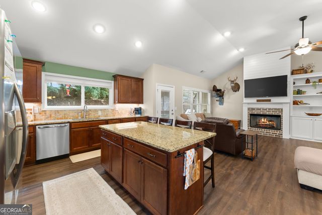 60 Burts Crossing Drrive, Dawsonville, GA 30534
