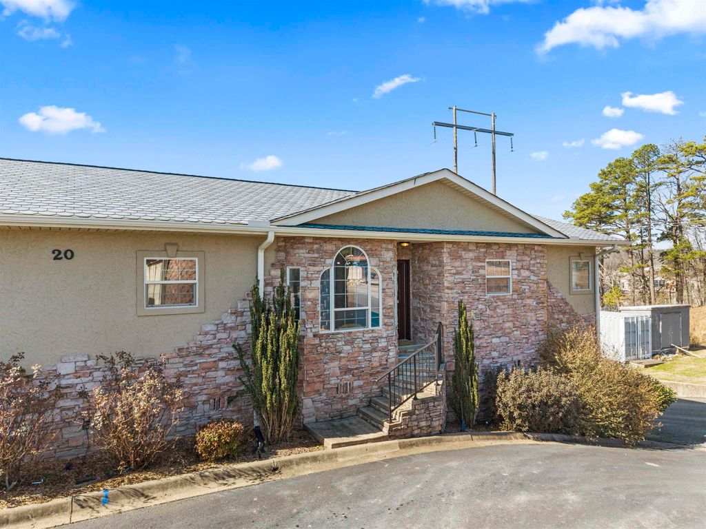 620 Grand Point Dr Unit 20A, Hot Springs, AR 71901
