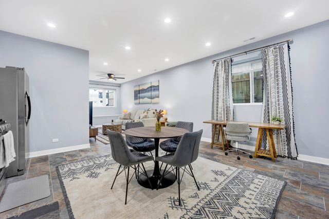 5843 W Corcoran Place, Chicago, IL 60644