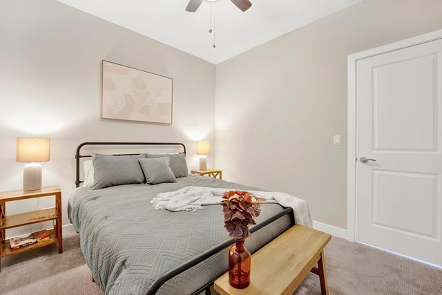 5843 W Corcoran Place, Chicago, IL 60644