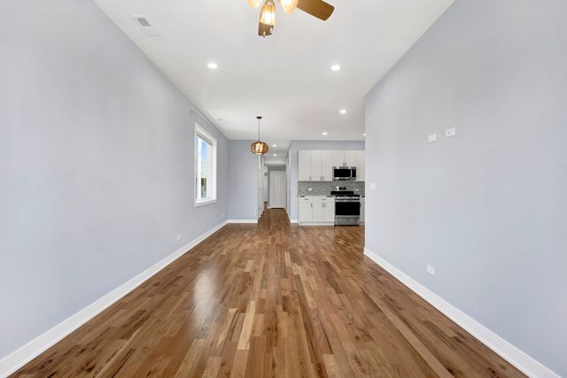 5843 W Corcoran Place, Chicago, IL 60644