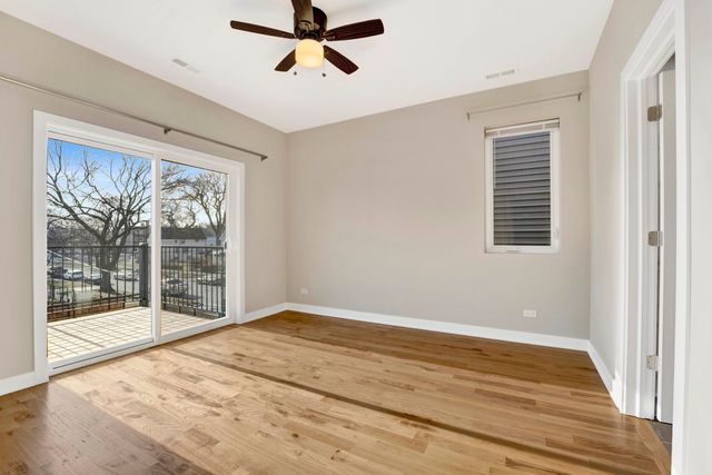 5843 W Corcoran Place, Chicago, IL 60644