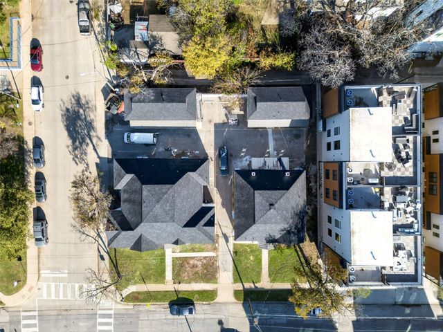 435 W 9th Street E, F, G, Dallas, TX 75208