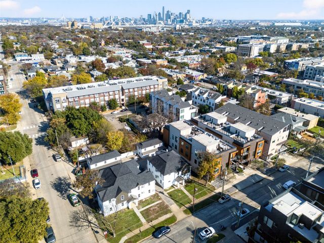 435 W 9th Street E, F, G, Dallas, TX 75208