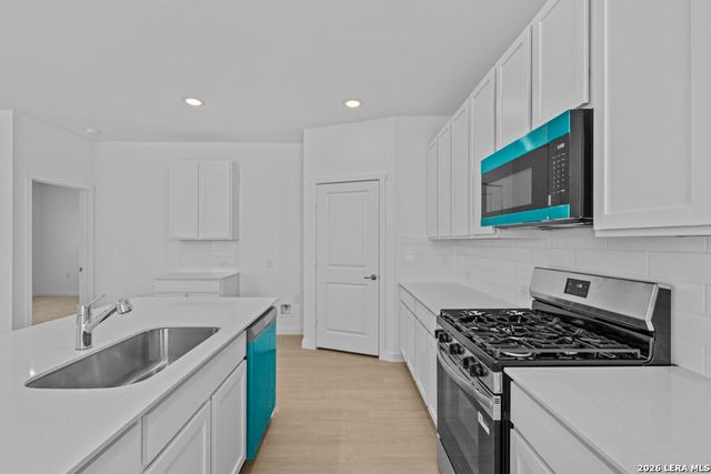 5906 CONSIDER TRL, Von Ormy, TX 78073