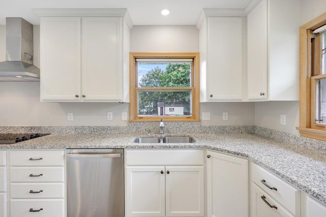 4871 Bald Eagle Avenue, White Bear Lake, MN 55110