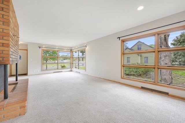 4871 Bald Eagle Avenue, White Bear Lake, MN 55110