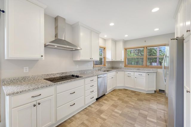 4871 Bald Eagle Avenue, White Bear Lake, MN 55110