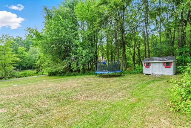 38 Groton Rd, Westford, MA 01886