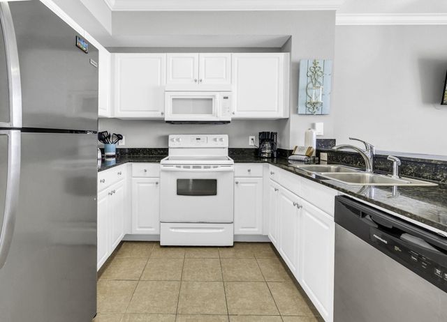 16819 Front Beach Road UNIT 610, Panama City Beach, FL 32413