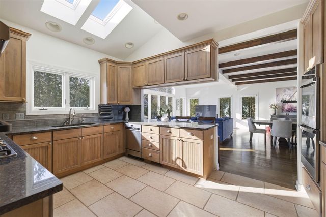 3987 Lake Shore Drive, New Buffalo, MI 49117