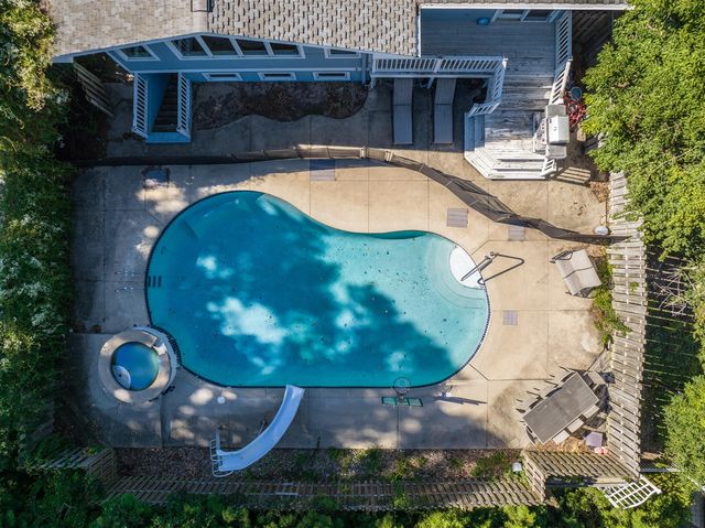 3987 Lake Shore Drive, New Buffalo, MI 49117