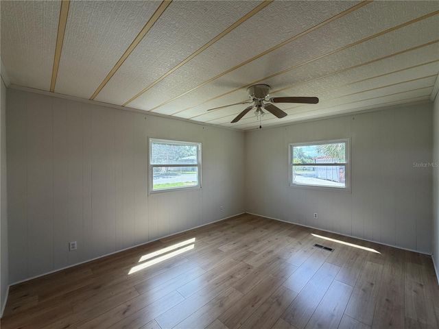 925 BEECHWOOD AVENUE, The Villages, FL 32159