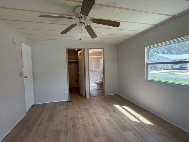 925 BEECHWOOD AVENUE, The Villages, FL 32159