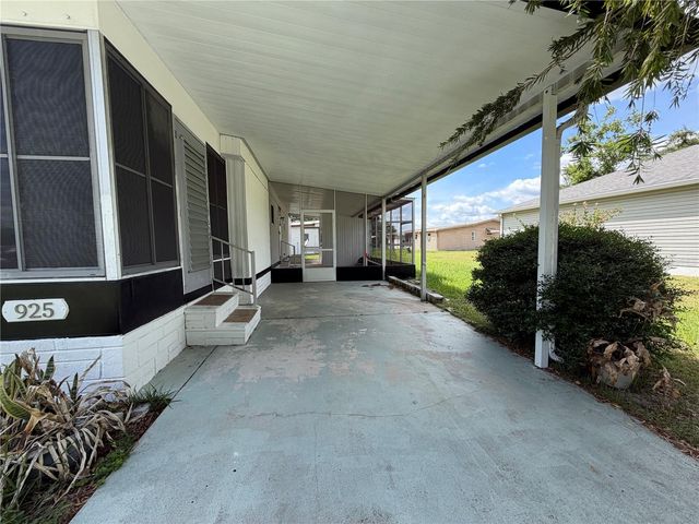 925 BEECHWOOD AVENUE, The Villages, FL 32159