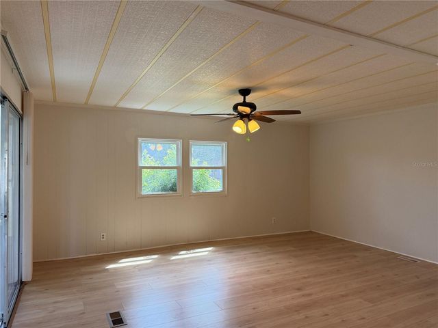 925 BEECHWOOD AVENUE, The Villages, FL 32159