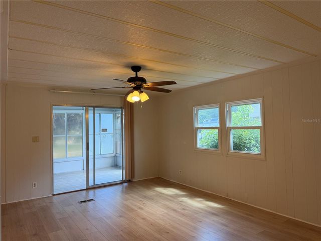 925 BEECHWOOD AVENUE, The Villages, FL 32159