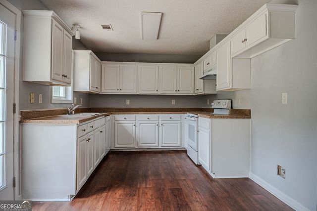 156 Whispering Pines Trail, Milner, GA 30257