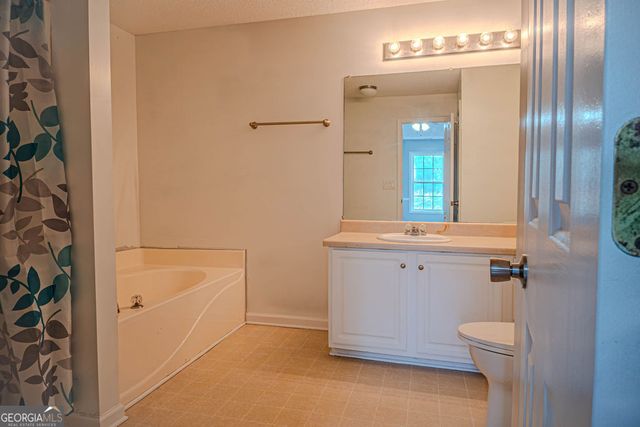 156 Whispering Pines Trail, Milner, GA 30257